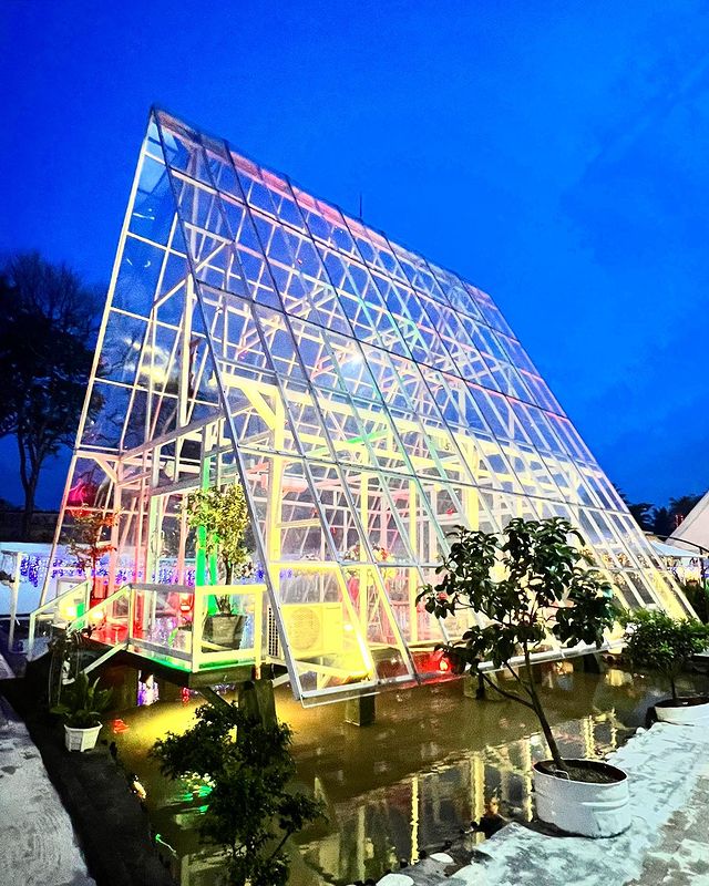 rumah kaca palembang yang asthetic via instagram @promopalembang