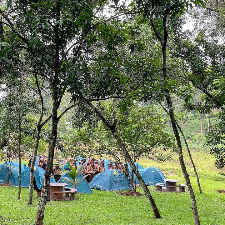 tempat camping di karawang via ig wisataalamkaliwungu_